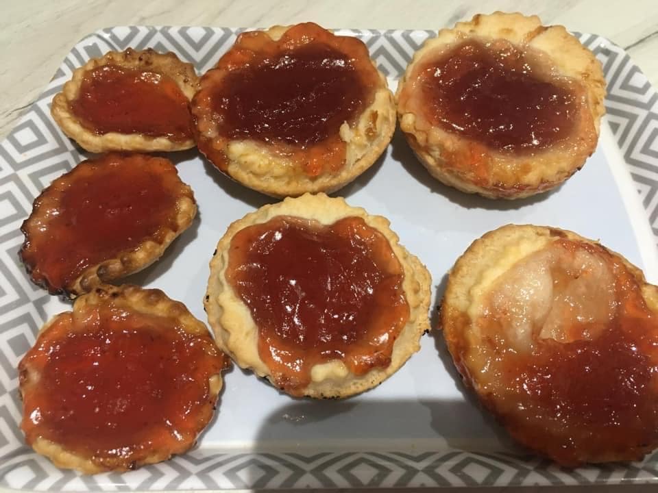 Tray of six jam tarts